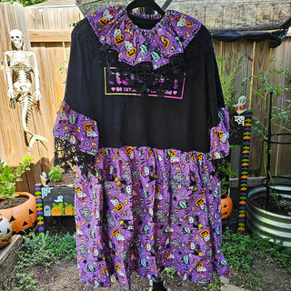 Halloween Kitty T-Shirt Smock Dress and Clown Collar - 2 Piece Set (L and 2X)