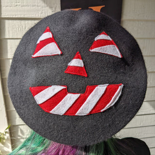 Peppermint Jack-o-lantern Beret