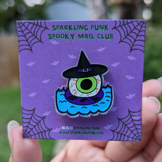 Eyeball Witch in the Beach Pin